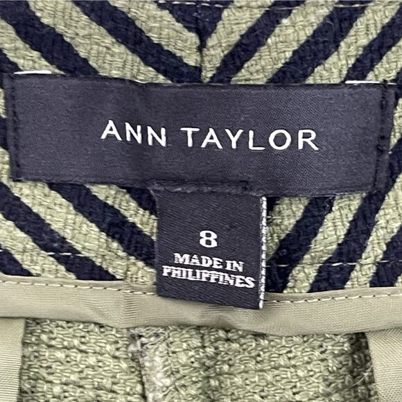 Ann Taylor Devin City Shorts Womens Size 8 Green Black Palm Leaf Print Tailored - Picture 2 of 11